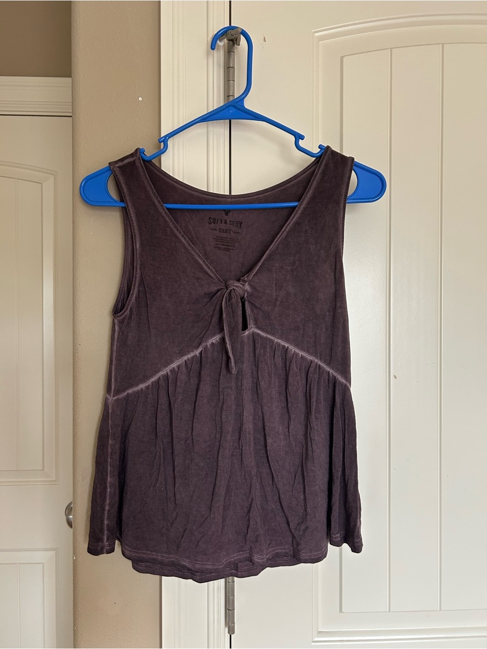 Tie-Front Sleeveless Tank Top in Deep Plum